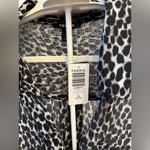 Torrid - Picture 3 of 9